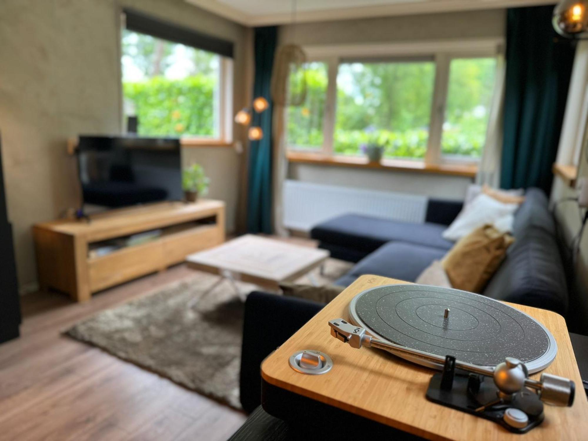 Sfeervol Chalet De Dassenburcht Emst Esterno foto