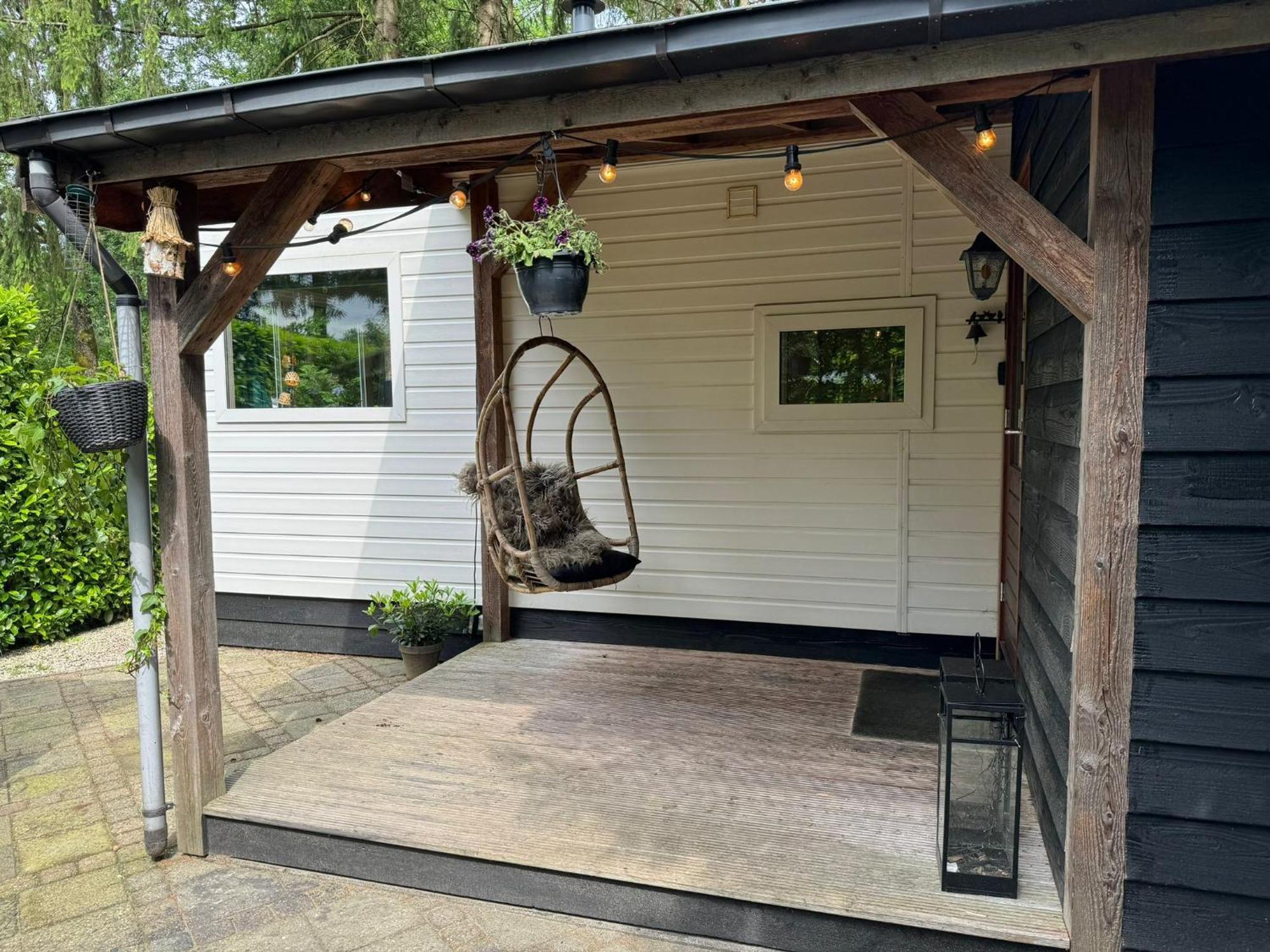 Sfeervol Chalet De Dassenburcht Emst Esterno foto