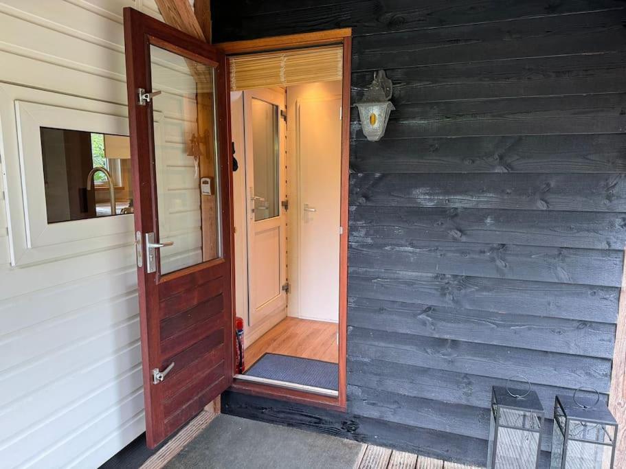 Sfeervol Chalet De Dassenburcht Emst Esterno foto