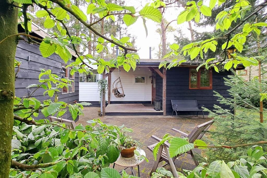 Sfeervol Chalet De Dassenburcht Emst Esterno foto